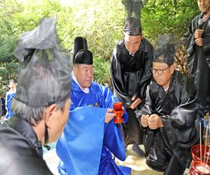 '산청군, 제50회 지리산평화제 산신제례 봉행'